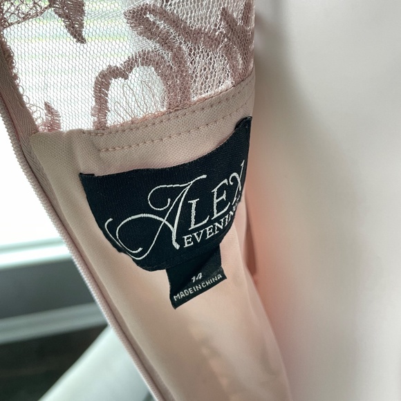 Alex Evenings Women's Short Embroidered Dress with Illusion Jacket Size 14 NWOT - Picture 14 of 15